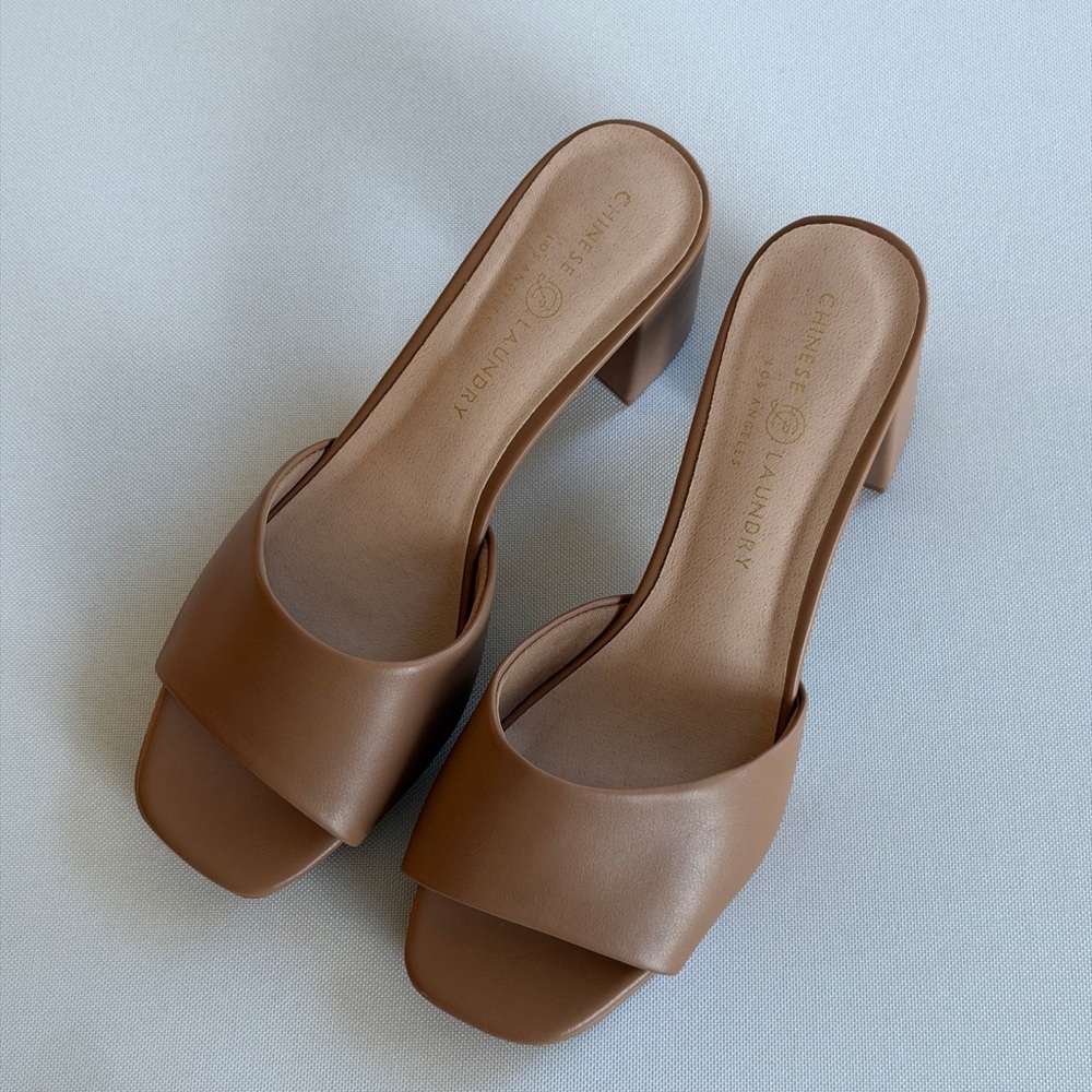 Chinese Laundry Tai Platform Sandals - Picture 5 of 6